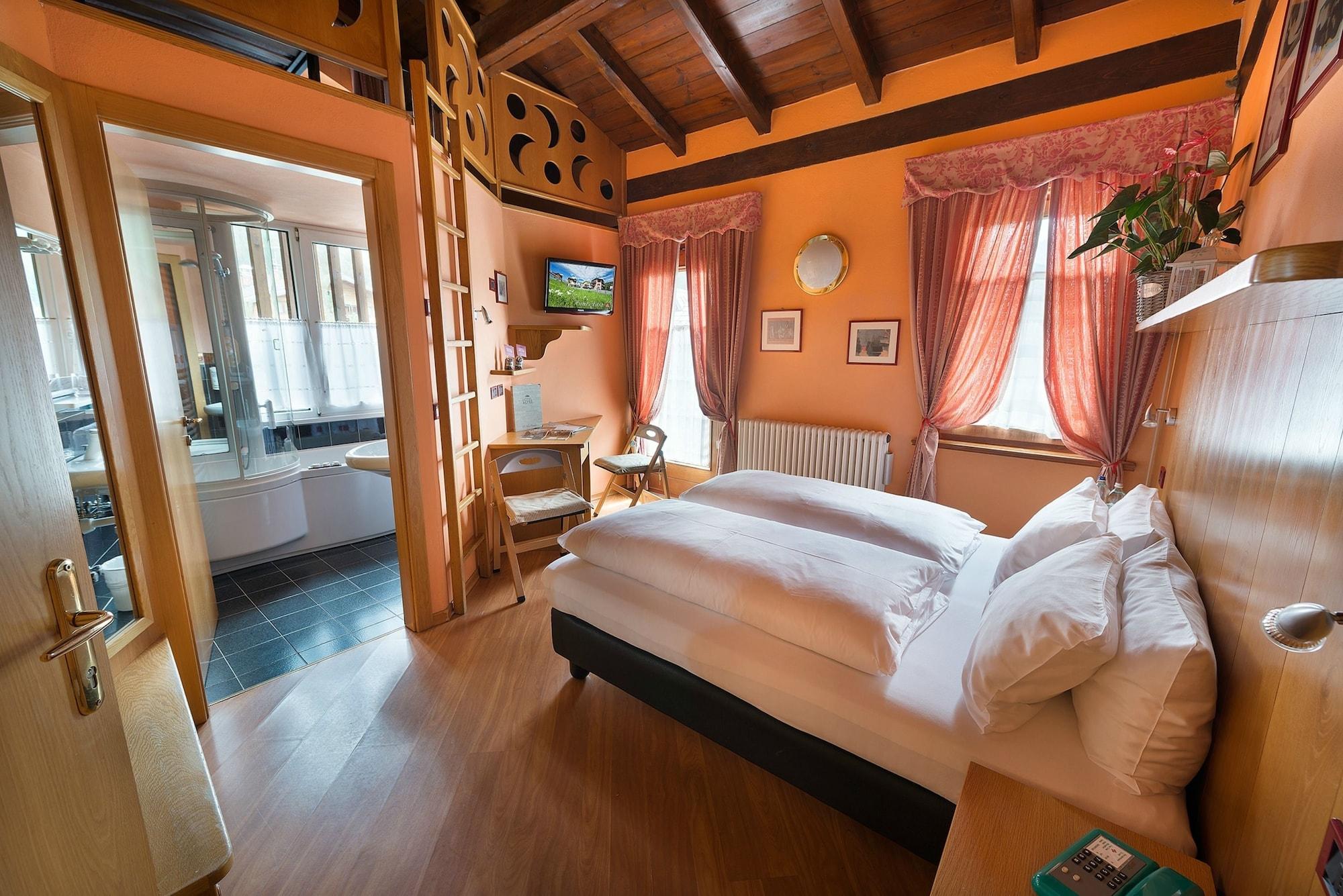 Hotel Astra Livigno Eksteriør bilde