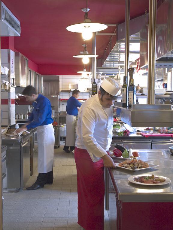 Hotel Astra Livigno Eksteriør bilde