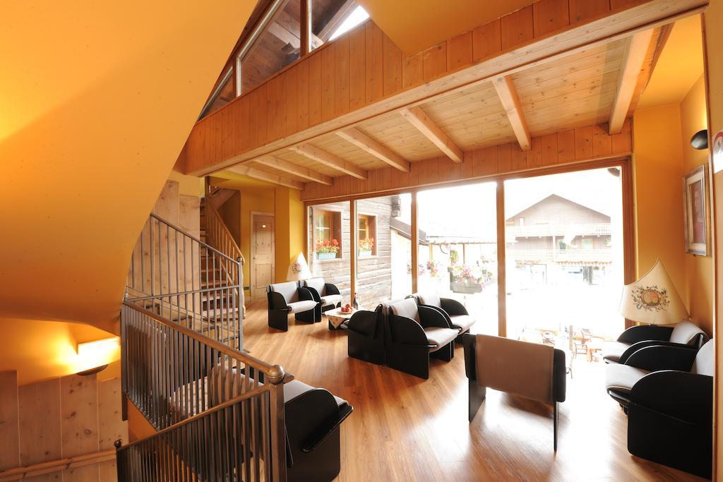 Hotel Astra Livigno Eksteriør bilde